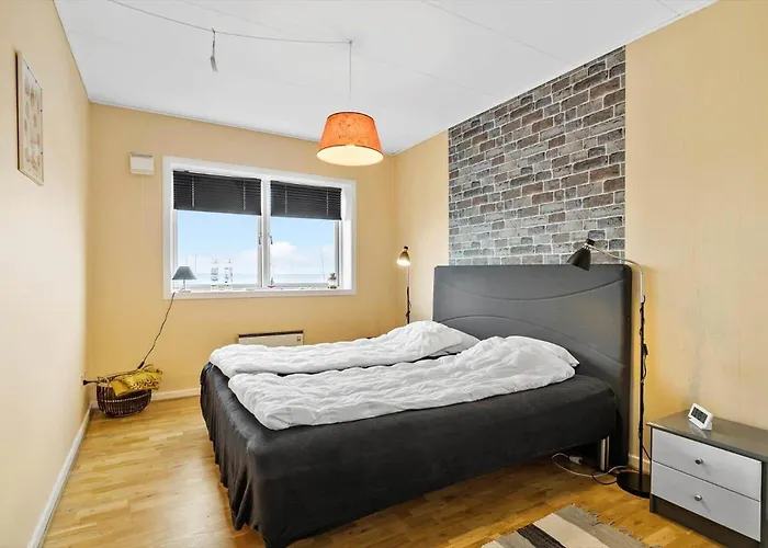 Apartment 5598-allinge-ndr-strandvej-4-a-1-th *