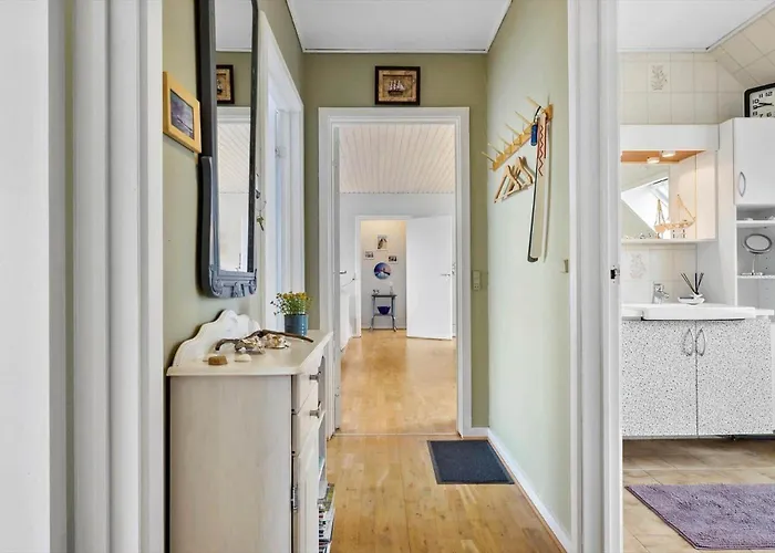 5598-allinge-ndr-strandvej-4-a-1-th *